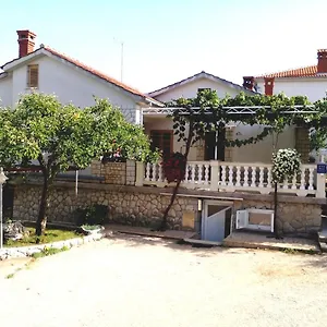 apartment-marija-krk-island.primorje-gorskikotar.com/